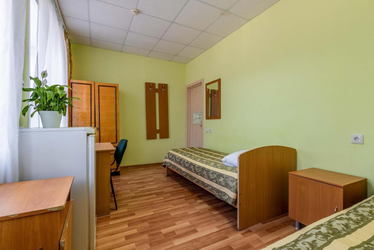 Gostinica Bolsoi Ural Otel Ekaterinburg Dış mekan fotoğraf