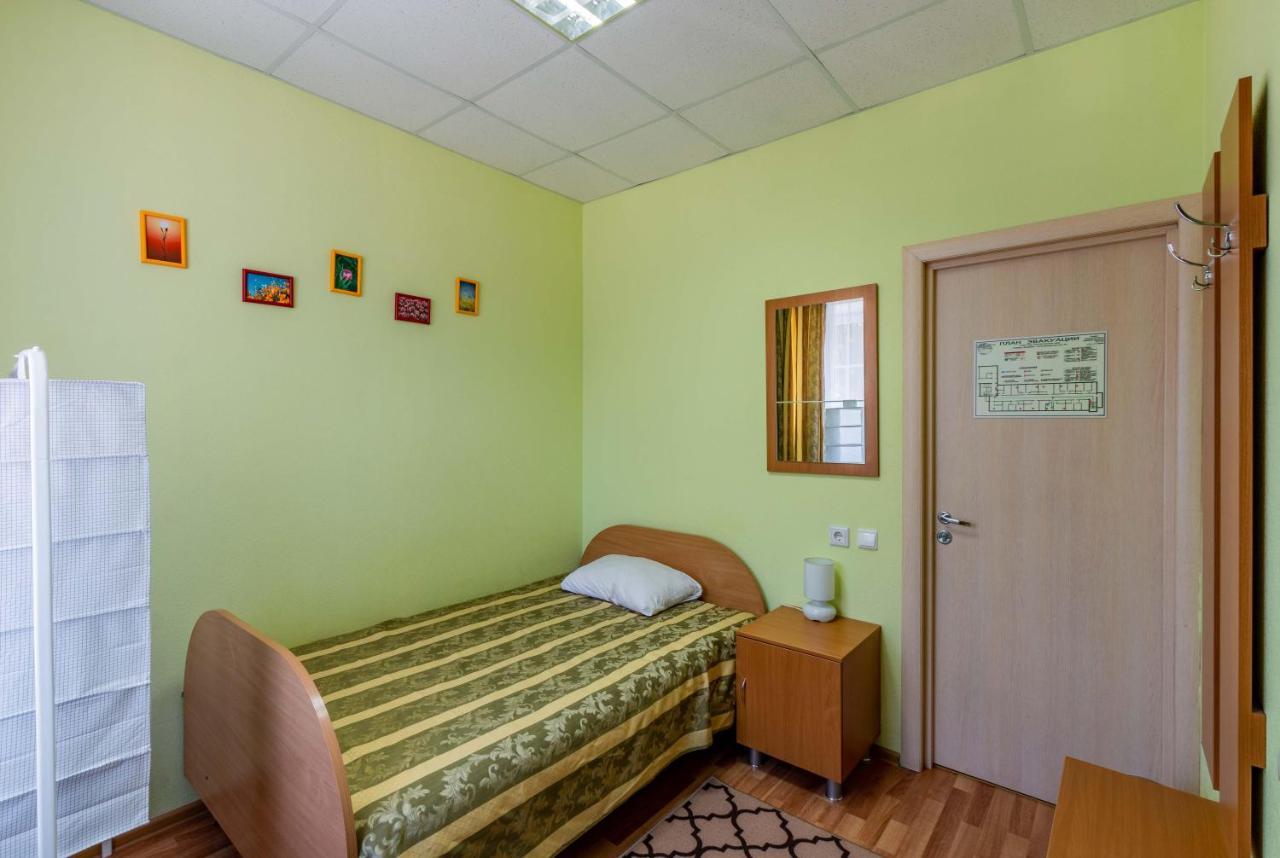 Gostinica Bolsoi Ural Otel Ekaterinburg Dış mekan fotoğraf