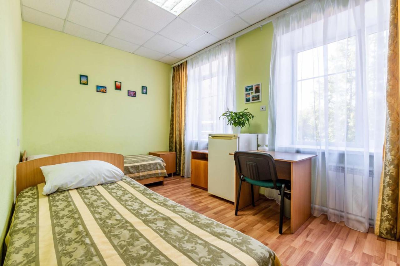 Gostinica Bolsoi Ural Otel Ekaterinburg Dış mekan fotoğraf