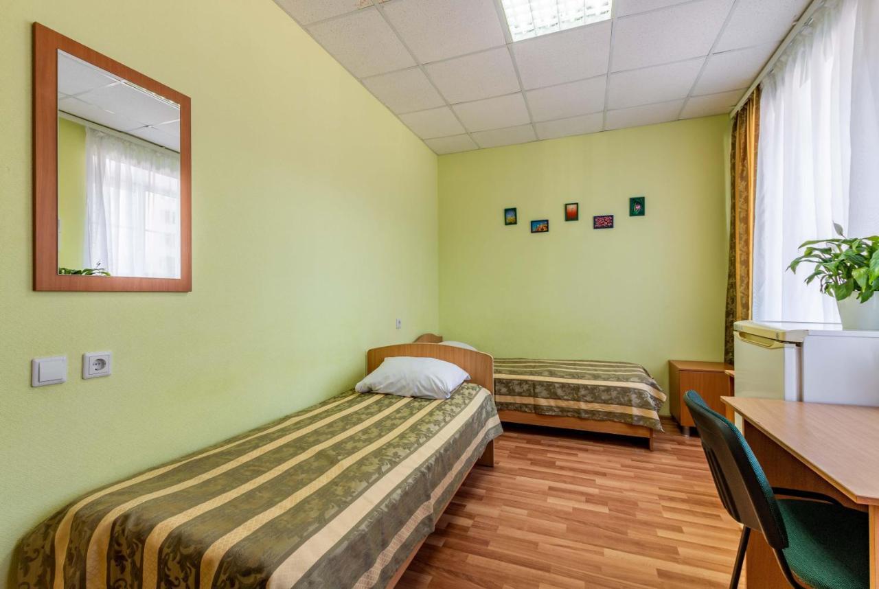 Gostinica Bolsoi Ural Otel Ekaterinburg Dış mekan fotoğraf