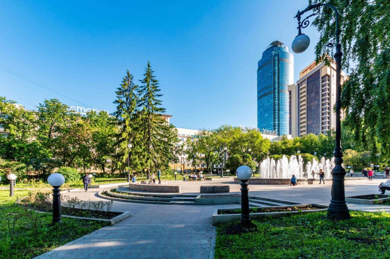 Gostinica Bolsoi Ural Otel Ekaterinburg Dış mekan fotoğraf