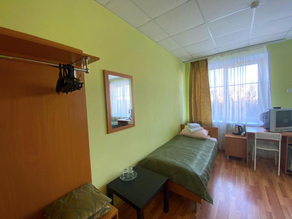 Gostinica Bolsoi Ural Otel Ekaterinburg Dış mekan fotoğraf