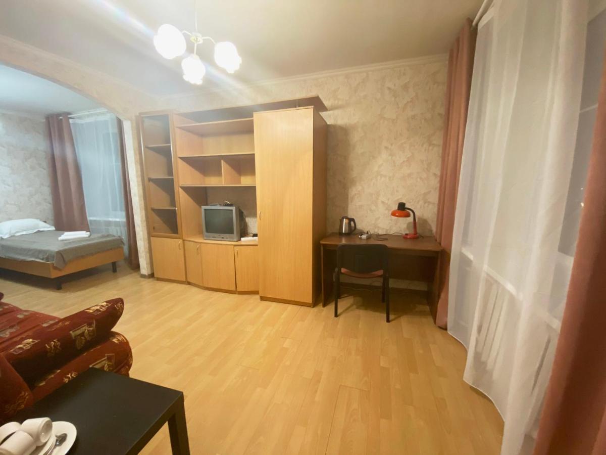 Gostinica Bolsoi Ural Otel Ekaterinburg Dış mekan fotoğraf