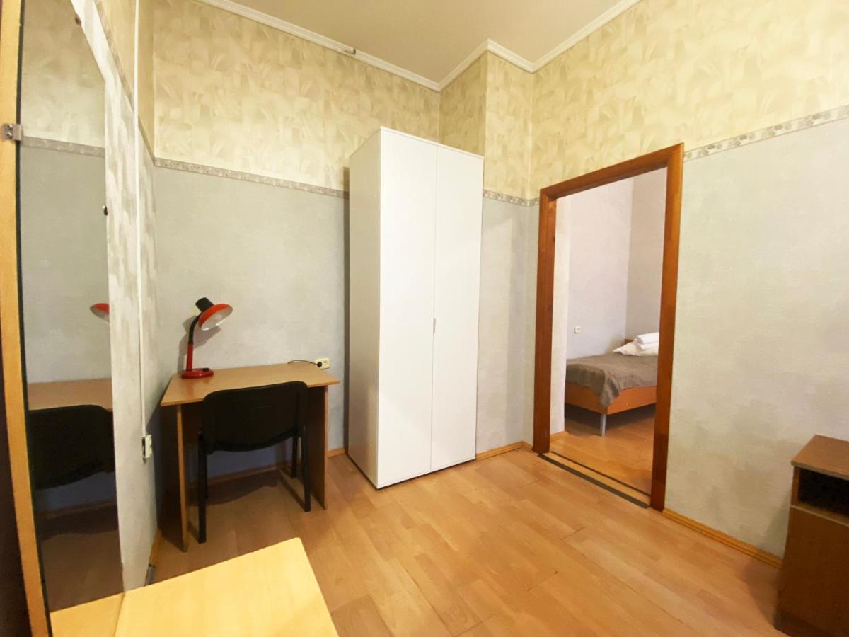 Gostinica Bolsoi Ural Otel Ekaterinburg Dış mekan fotoğraf