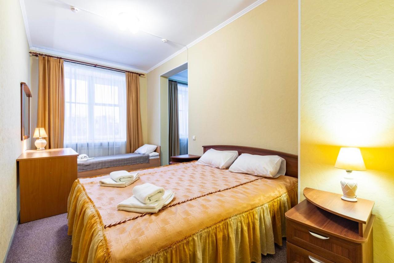 Gostinica Bolsoi Ural Otel Ekaterinburg Dış mekan fotoğraf